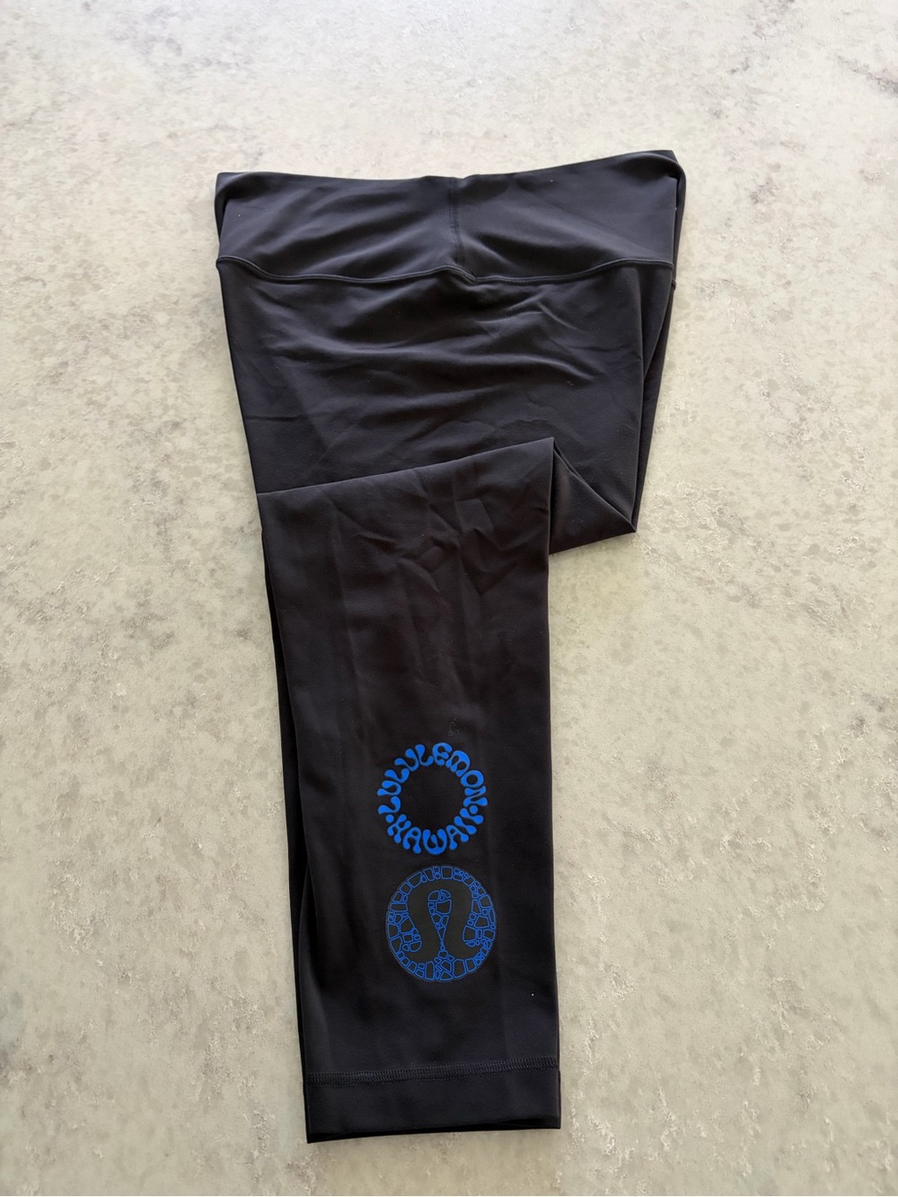 Lululemon Hawaii Turtle Align HR Pant 25"- Size 12
